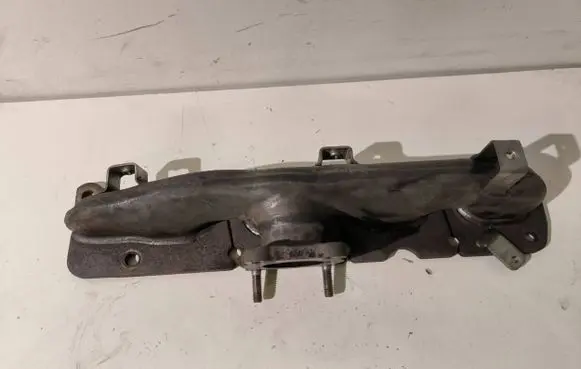 Ford Kuga I Exhaust manifold 00060106