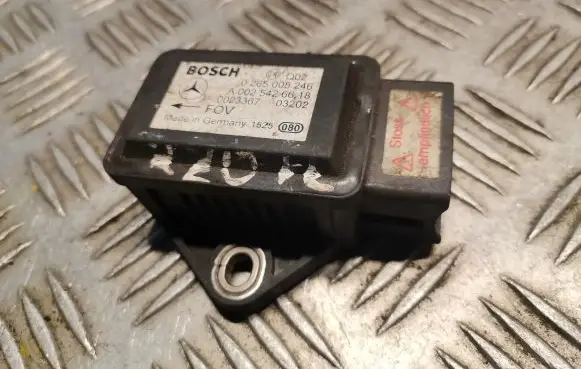 Mercedes-Benz S W220 Yaw turn rate sensor 0025426618