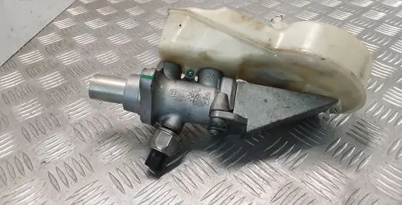 Mercedes-Benz R W251 Master brake cylinder A2514300302