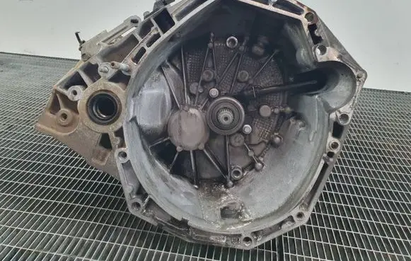 Nissan Pulsar Manual 5 speed gearbox