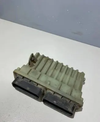 Opel Astra G Coolant fan relay 09131732 10252619
