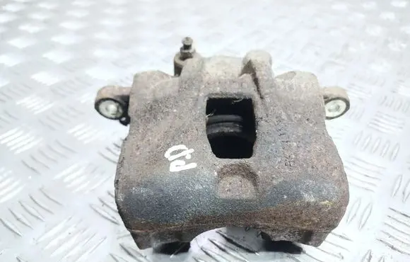 Hyundai i20 (PB PBT) Front brake caliper