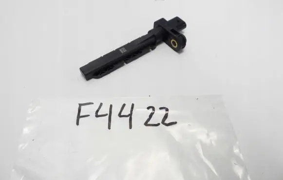BMW 2 F44 Crankshaft position sensor 7806782