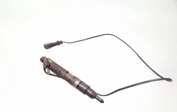 Audi A6 S6 C4 4A Fuel injector 046130202e
