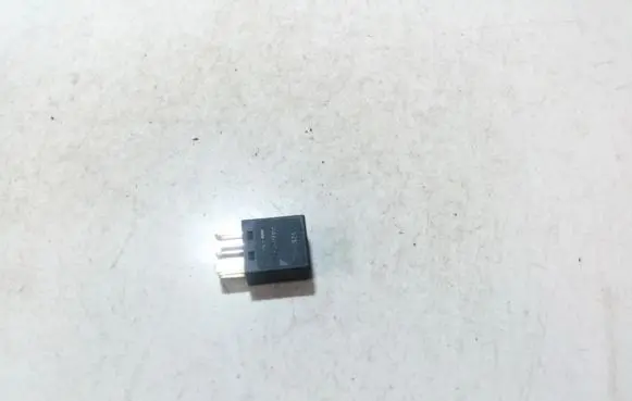 Volvo S80 Other relay 9441161 99w34
