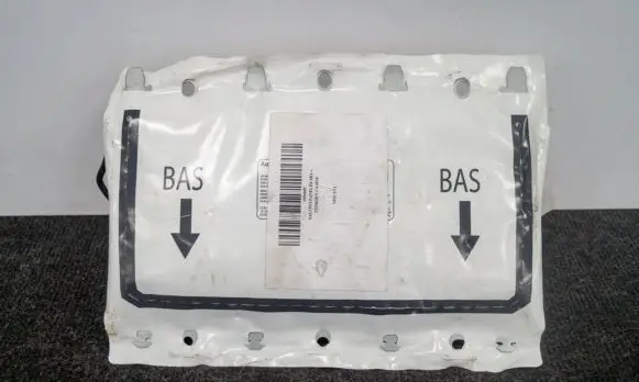 Citroen C4 I Passenger airbag 9682165080