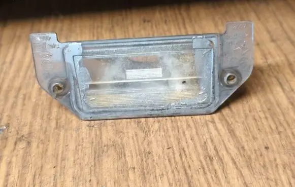 Chrysler 300 - 300C Number plate light 04805846AA