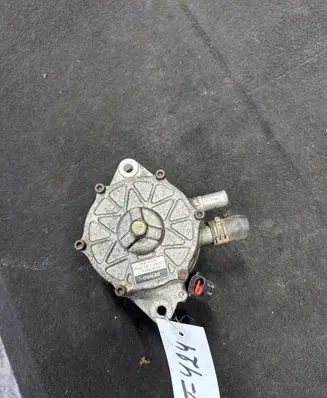 Chevrolet Cruze Water pump 4181000013