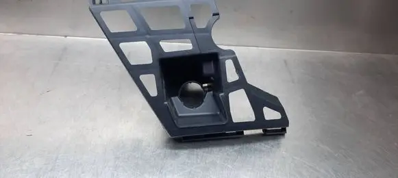 Skoda Yeti (5L) Front bumper mounting bracket 5L0807056