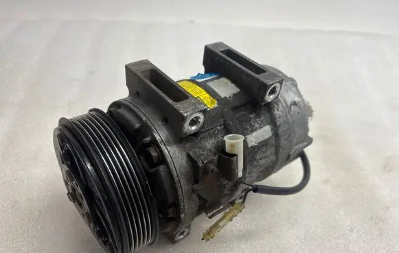 Volvo S60 Air conditioning (A/C) compressor (pump) 8708581