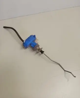 Audi V8 Central locking vacuum pump 443862123A