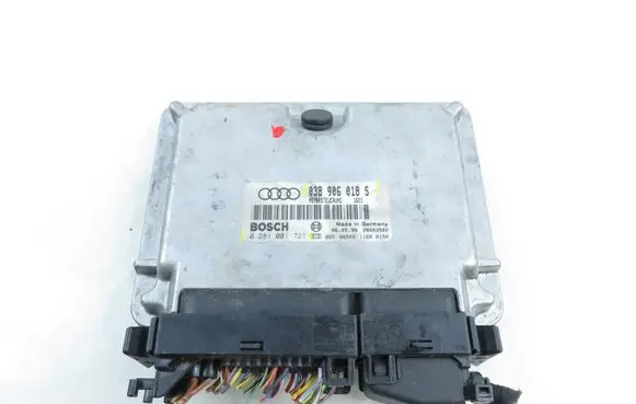 Audi A4 S4 B5 8D Engine control unit/module 0281001721 038906018S