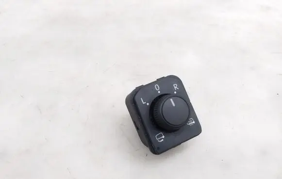 Skoda Karoq Wing mirror switch 565959565A