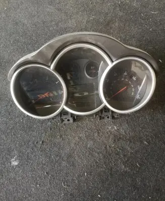 Chevrolet Cruze Speedometer (instrument cluster)