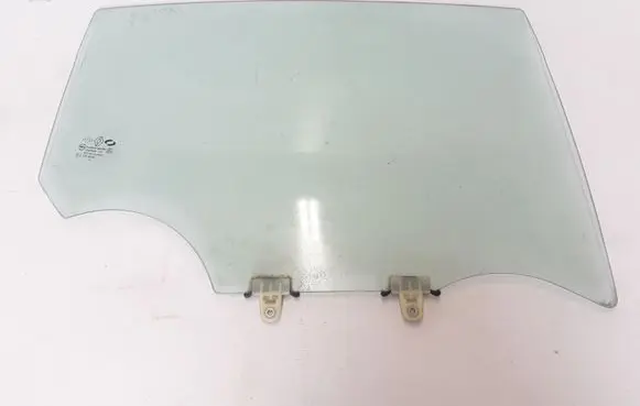 Renault Latitude (L70) Rear door window glass 823000016R