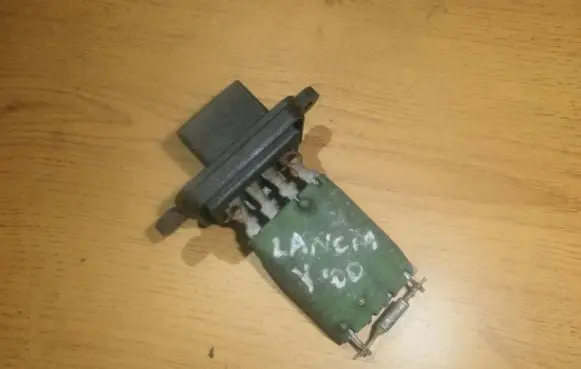 Lancia Kappa Heater blower motor/fan resistor b837