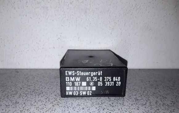 BMW 3 E36 Window wiper relay 61358375840 8375840