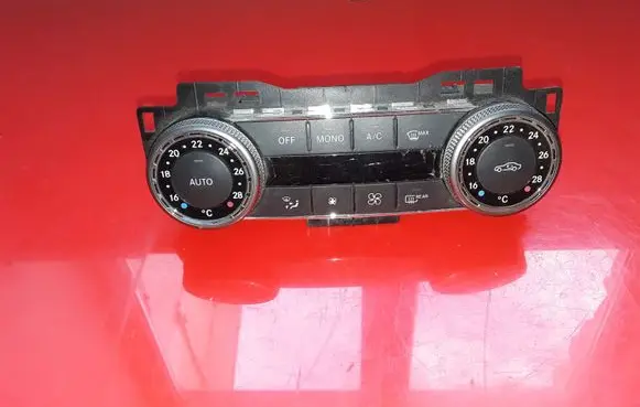 Mercedes-Benz C W204 Climate control unit 2048308285 HW2906 SW060700