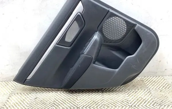 Honda CR-V Rear door card panel trim
