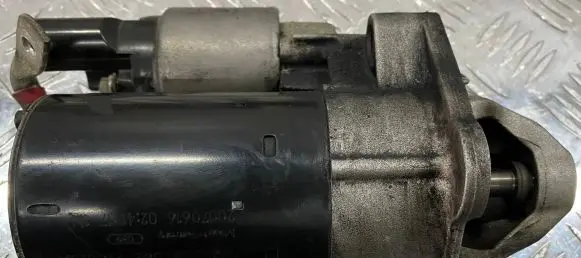Audi A4 S4 B7 8E 8H Starter motor 06B911023A 0001107427