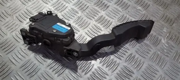 Renault Laguna II Accelerator throttle pedal 8200003392 6PV008119-01