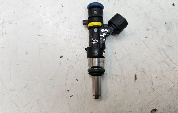 Mitsubishi Eclipse Cross Fuel injector 1465A412