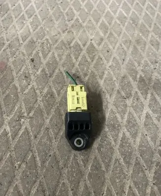 Subaru Outback Airbag deployment crash/impact sensor 98237AG000 764814A07
