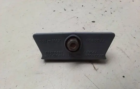 Opel Insignia A Battery box tray cover/lid 0086022 09115187