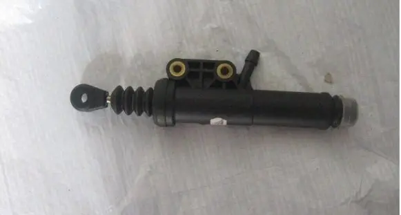 Mercedes-Benz Vito Viano W639 Clutch master cylinder 0002903212