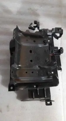 Nissan Leaf II (ZE1) other engine part