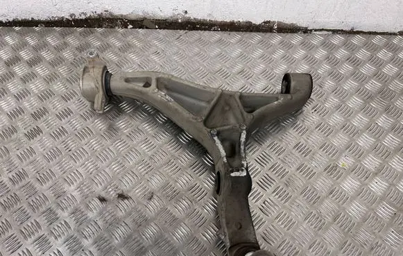 Dodge Durango III Front lower control arm/wishbone 68282729AB