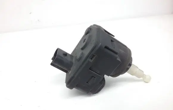 Opel Omega B1 Headlight level adjustment motor 90492832