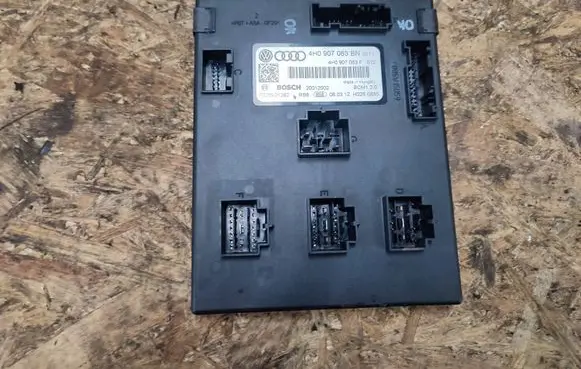 Audi A7 S7 4G Comfort/convenience module 4H0907063BN 20012002 F005V01262