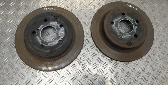 Toyota Prius+ (ZVW40) Rear brake disc