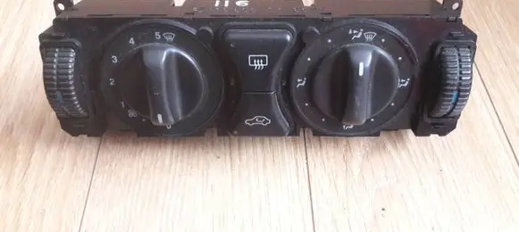 Mercedes-Benz C W202 Climate control unit 2108300185