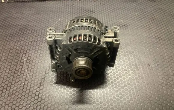 Mercedes-Benz E W211 Generator/alternator LRA03446