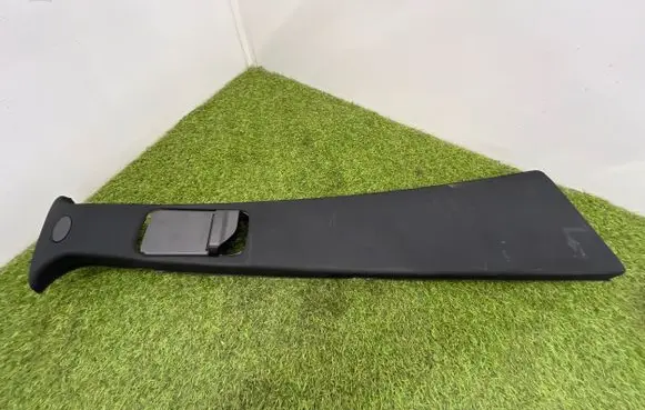 Mercedes-Benz ML W164 (B) pillar trim (top) A1646909825