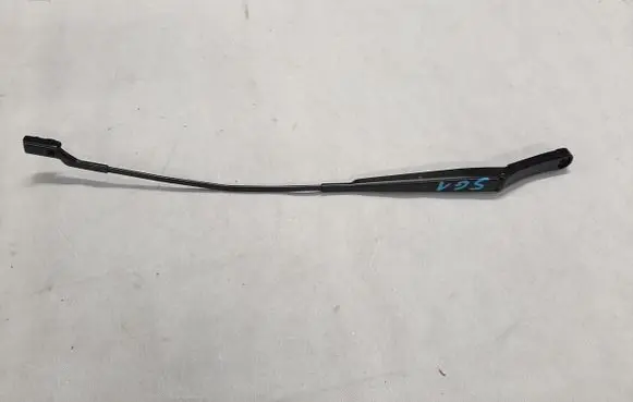 Volkswagen Golf VII Front wiper blade arm 5G1955410