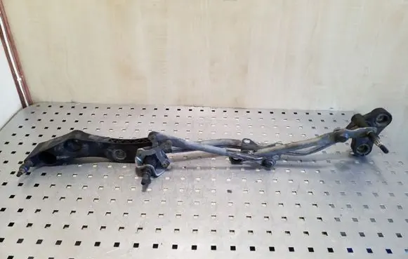 Front wiper linkage