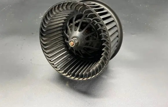 Ford Mondeo MK IV Heater fan/blower 7G9T18456CA