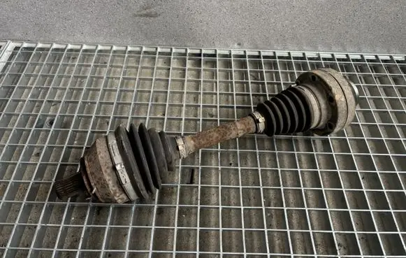 Volkswagen Amarok Front driveshaft 2H0407271d 2H0407271b