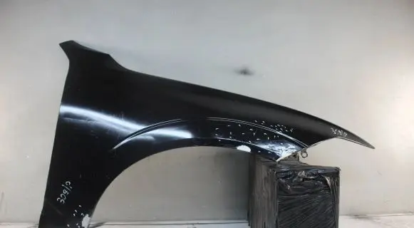 Volvo XC60 Fender mounting bracket