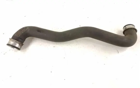Mercedes-Benz C W204 Engine coolant pipe/hose DALISID4137 2045010182 A2045010182