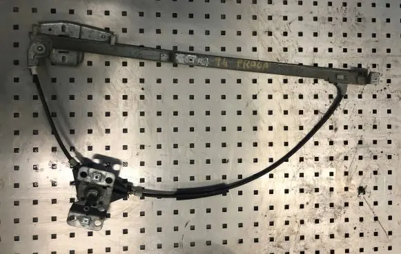 Volkswagen Multivan T4 Front door manual window regulator 
