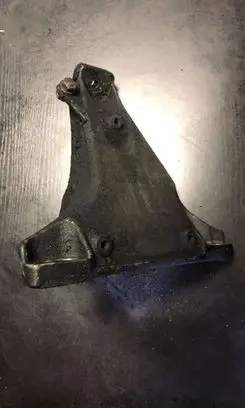Audi A4 S4 B5 8D Engine mounting bracket 8D0199308L
