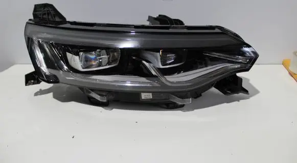 Renault Talisman Headlight/headlamp 260100184R