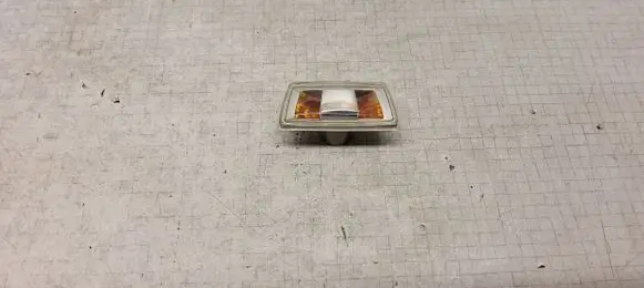 Opel Zafira B Front fender indicator light 13252455 13252456 I090025