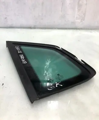 Seat Arona Rear vent window glass 6F9845297J
