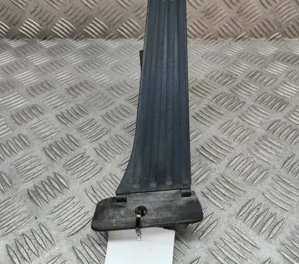 BMW 2 F45 Accelerator throttle pedal 6859999