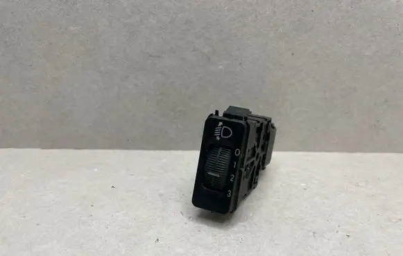 Mercedes-Benz ML W163 Headlight level height control switch A1638200010